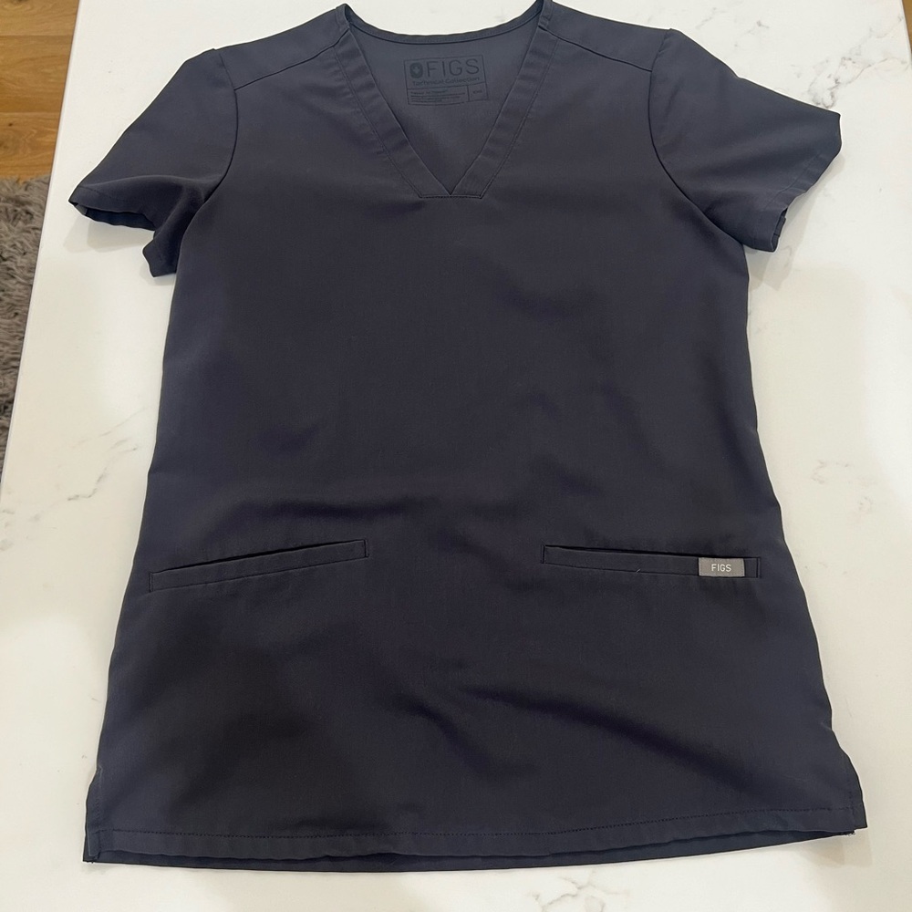 Figs Scrub Top